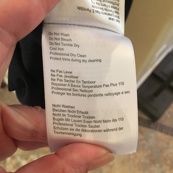 NWT~CAARA Black Oversized Dress w/ Tie Size Small - Picture 6 of 7